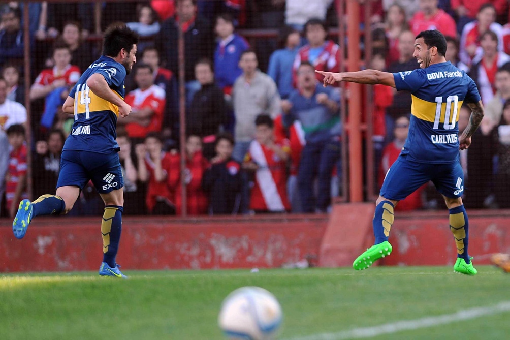 Tevez en un festejo de gol contra Argentinos en su primera vuelta a Boca en el ao 2015 Foto Archivo