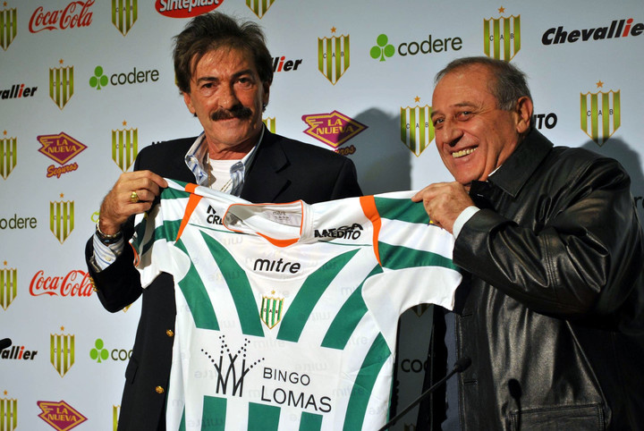 Ricardo La Volpe y Carlos Portell. Foto: DyN