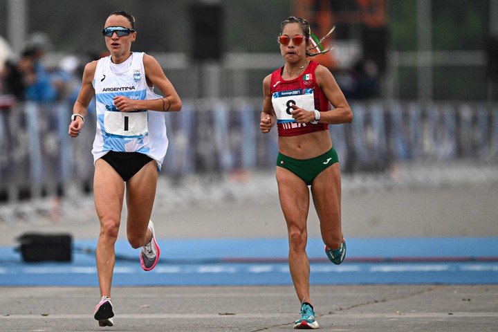 Borelli y la mexicana Citlali en Santiago. 
Foto: AFP