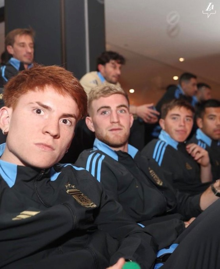 Los jugadores de la Selección Argentina fueron a ver a Los Angeles Lakers vs Indiana Pacers, por la NBA. Foto: @Lakers