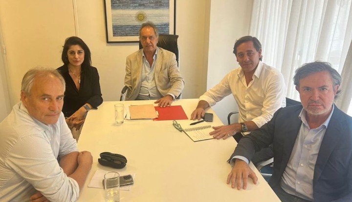 Daniel Scioli y Julio Garro, la cúpula de Deportes de Nación junto a diputados de La Libertad Avanza y el PRO.