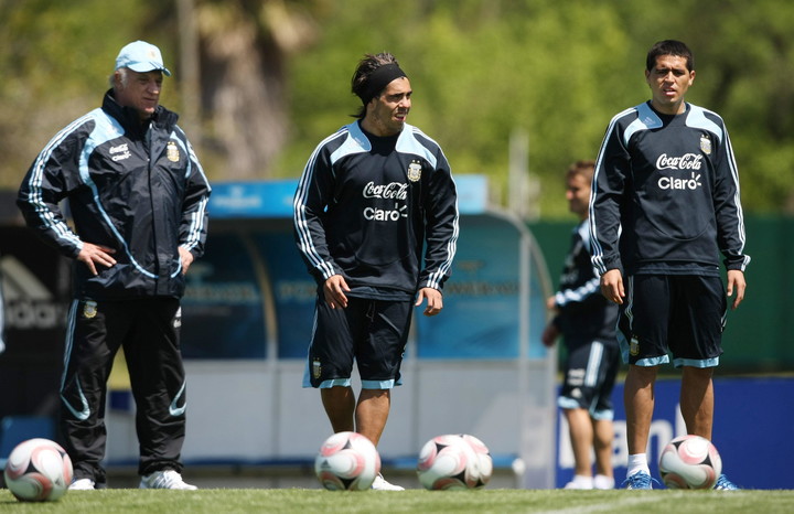 El Coco Basile habló de su salida de la selección. Foto: EFE