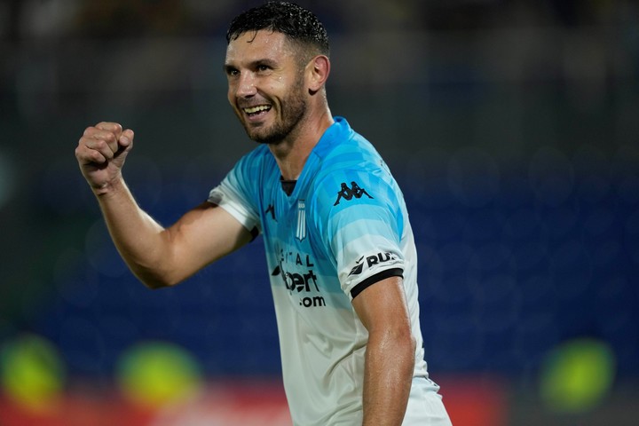 Racing juega con todos los resultados puestos pero sólo le sirve ganar. Foto: AP Photo / Jorge Saenz.