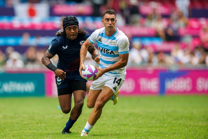 Los Pumas 7s, demasiado erráticos en su debut, en Hong Kong.