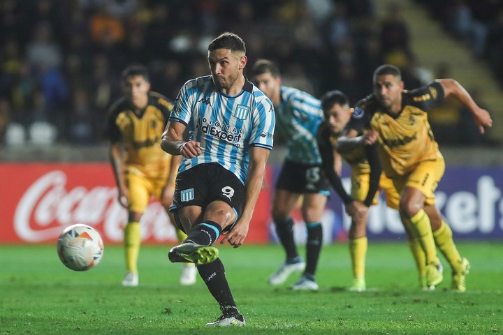 La ejecución del penal de Maravilla Martínez. (Foto: AFP)