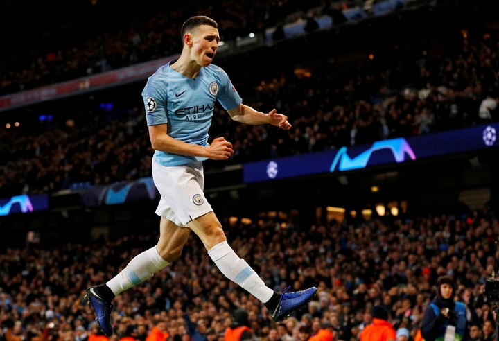 Phil Foden, el niño maravilla, que se volvió indiscutible en el City de Guardiola. REUTERS/Phil Noble