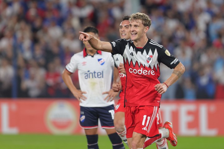 Facundo Colidio, tras anotar un gol contra Nacional. Foto: EFE/ Gastón Britos