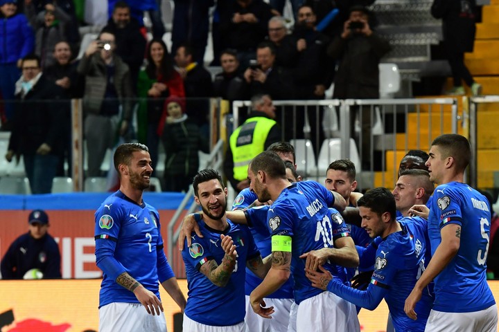 Los italianos quieren volver a festejar. (AFP)