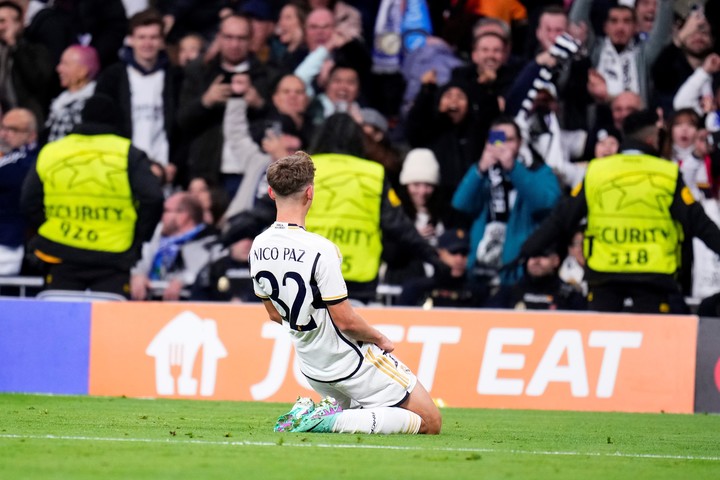 Nico Paz y el festejo de su gol en la Champions ante Napoli, en noviembre. Foto: AP Photo/Manu Fernandez.