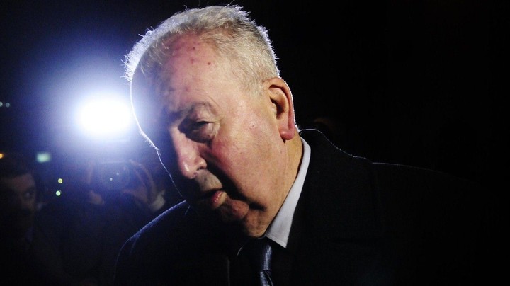 Julio Grondona, saliendo de la sede de la calle Viamonte el martes 29 de julio, antes de ser internado. (Emmanuel Fernandez)