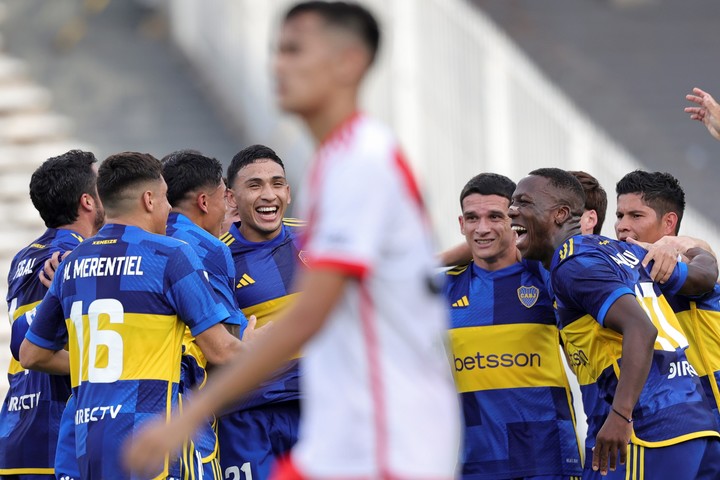 Boca y River se cruzarían en la fecha de clásicos interzonales o en playoffs, como se dio la última vez. Foto: AP Photo/Nicolas Aguilera.