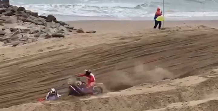 Choque de motos en el Enduro de Invierno en Mar del Plata.