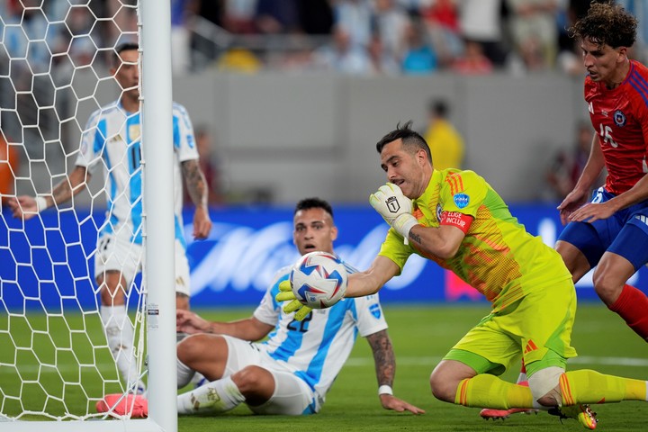 Bravo enfrentó a la Argentina durante más de 20 años.
Foto: AP 