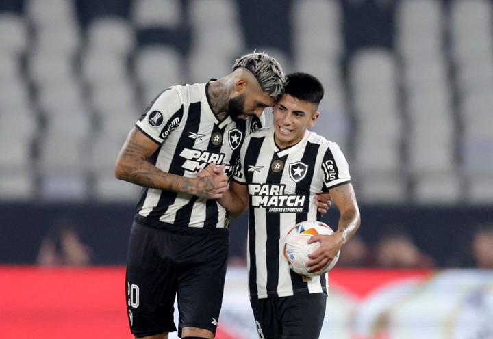 El Botafogo y una inversión que ronda los 30 millones para quedarse con Thiago Almada.
Foto: REUTERS/Ricardo Moraes