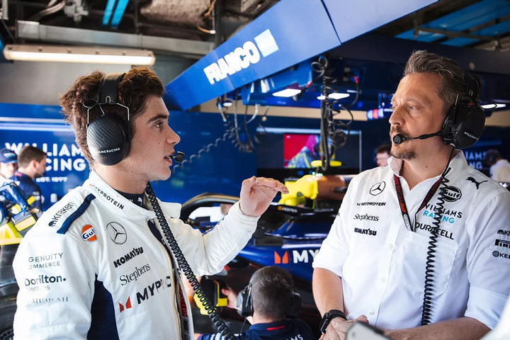 Franco Colapinto y Gaetan Jego su ingeniero de carrera.  @WilliamsF1