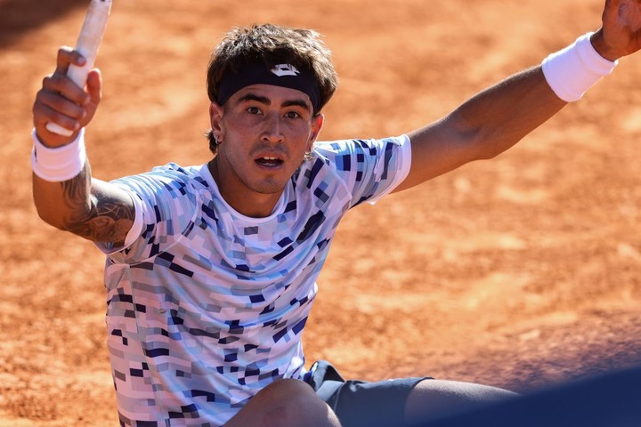 El festejo de Comesaña tras clasificarse para la final del Challenger de Buenos Aires. Foto: prensa.