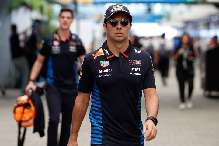 Checo Pérez halagó recientemente el rendimiento de Colapinto, destacando su impacto en la F1. Foto: EFE/ André Coelho.