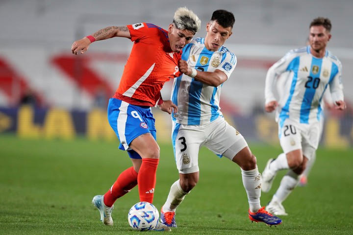 Carlos Palacios jugó 10 partidos con el seleccionado chileno. Foto: Natacha Pisarenko / AP