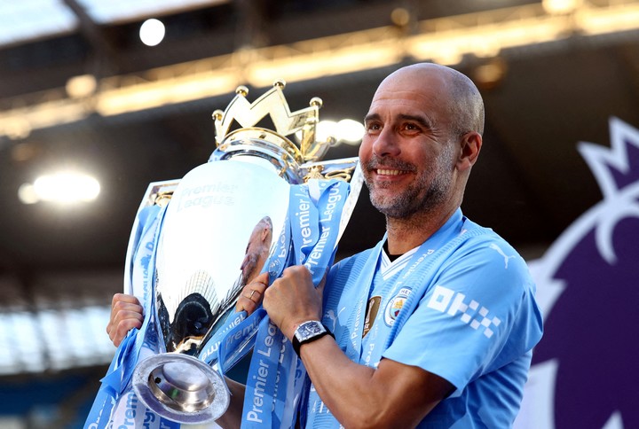 Pep Guardiola, rey de Inglaterra, lleva seis Premier con el Manchester City. Foto: Reuters / Lee Smith.