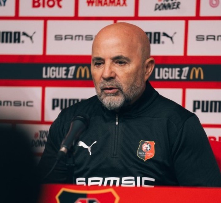 Jorge Sampaoli en la presentación de Stade Rennes de Francia.