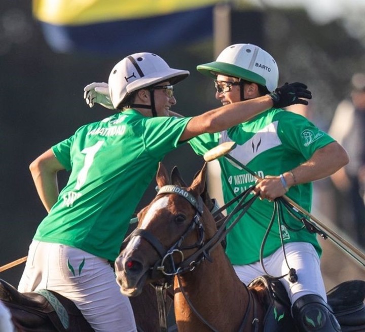 Camilo y Bartolomé Castagnola. Foto Instagram @lanatividadpolo