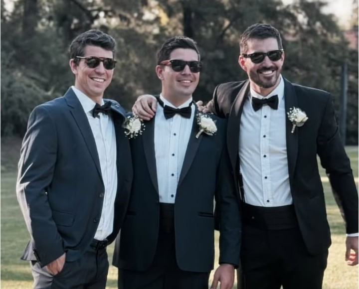 Diego, Pablo y Sebastián durante la boda del menor de la dinastía Simonet, un apellido histórico en la Selección Argentina de handball.