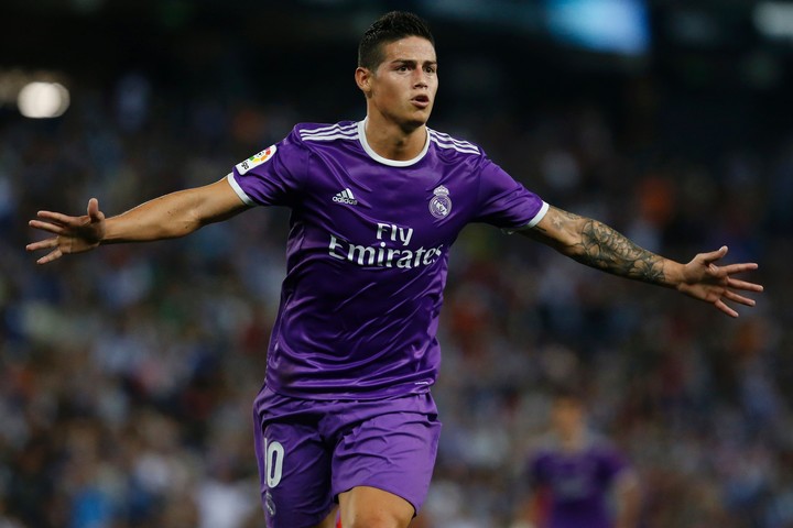 James Rodríguez en su estadía en Real Madrid. (AFP PHOTO / PAU BARRENA)