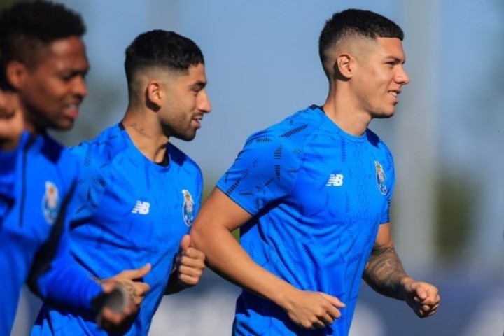 Alan Varela y Nehuén Pérez, los futbolistas argentinos de Porto.