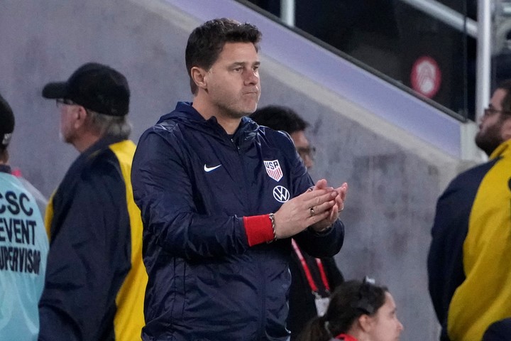 El entrenador de los Estados Unidos habló de la posibilidad de convocar a los hijos de Messi. (AP Photo/Jeff Roberson)