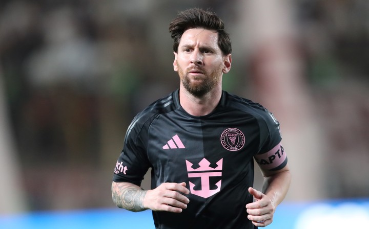 Lionel Messi suma minutos y ritmo con la camiseta del Inter Miami. EFE/ Paolo Aguilar