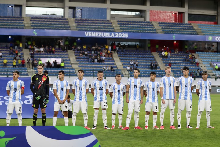 Los jugadores de Argentina durante el Sudamericano. (EFE/ Ronald Pena R)