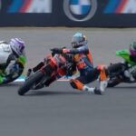 Valentín Perrone sufrió un fuerte accidente en la última vuelta y fue trasladado en ambulancia tras su primera carrera mundialista en Argentina con el Moto3