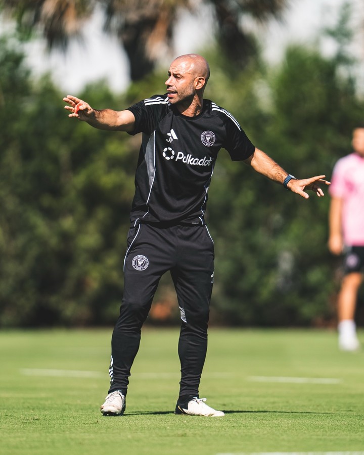 Javier Mascherano no confirmó si Lionel Messi será titular en el partido ante Cavalier en Kingston. Foto: Inter Miami.