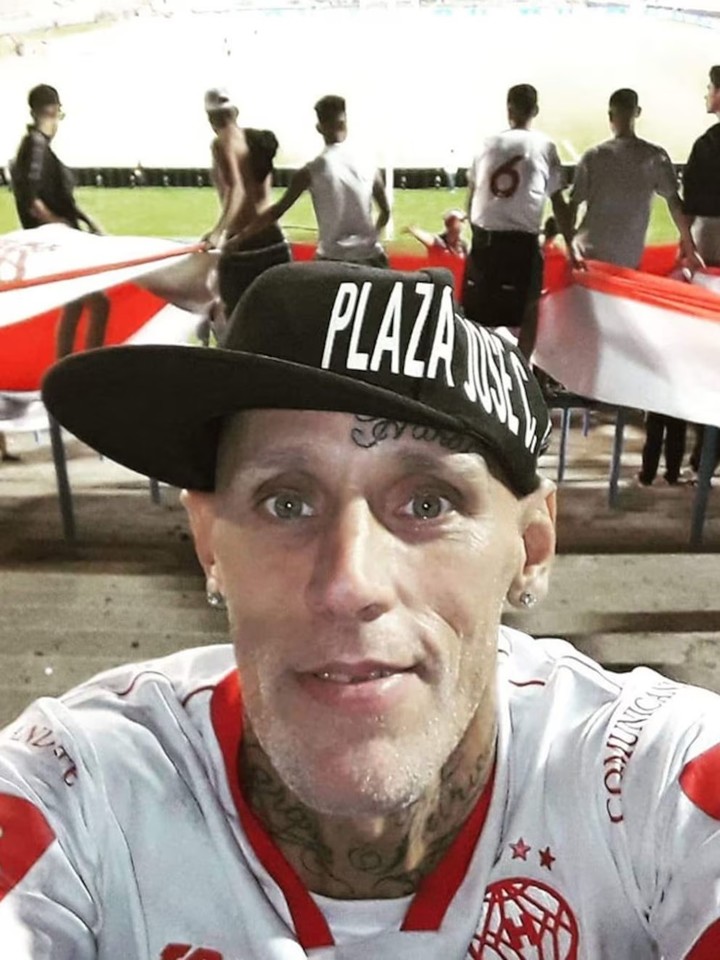 Pablo Locura Villanueva, presente en un partido de su querido Globo.